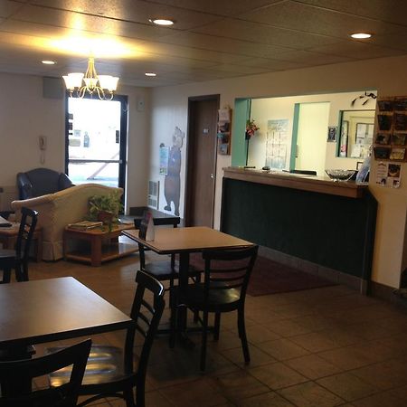 Travelodge By Wyndham Deer Lodge Montana Esterno foto