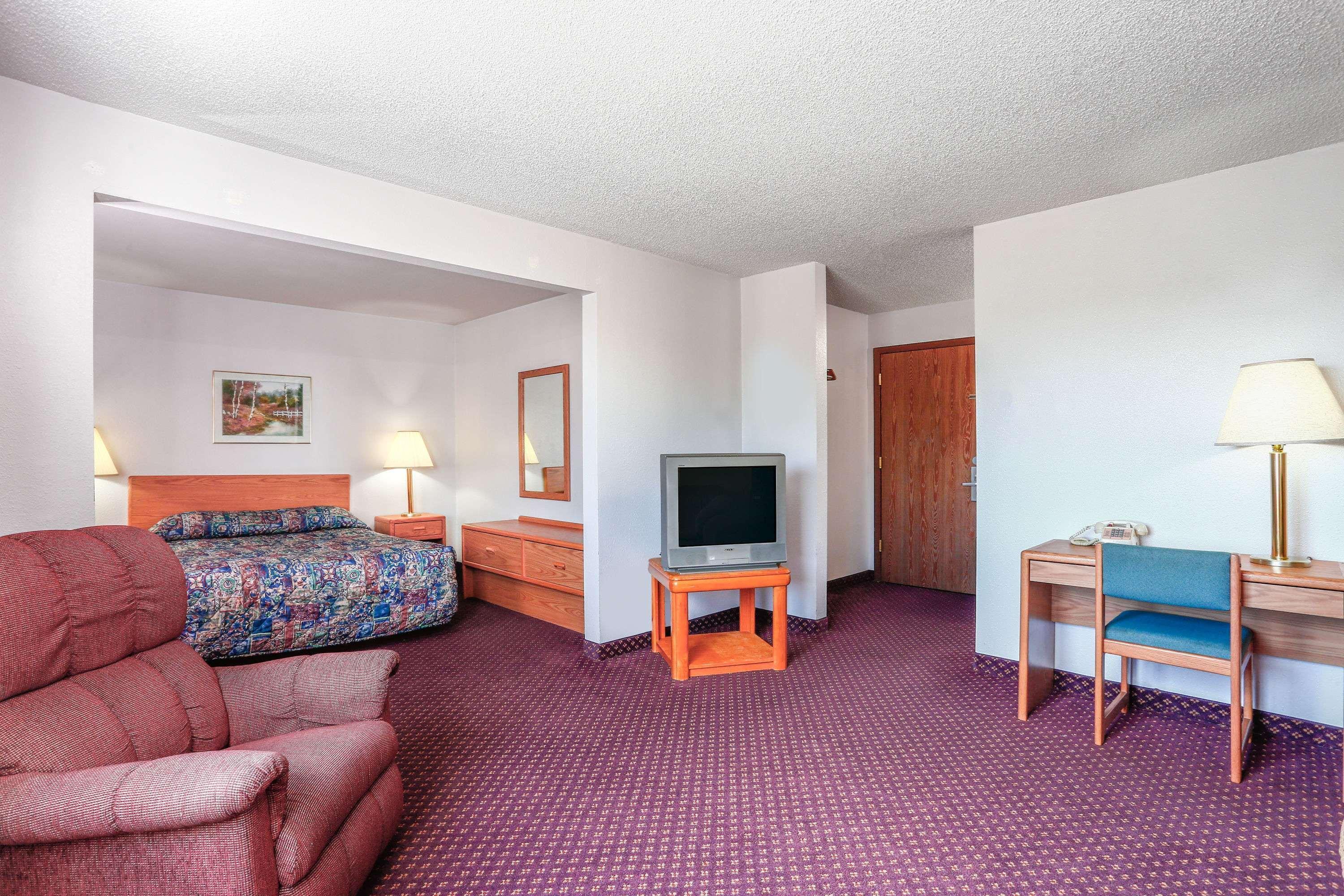 Travelodge By Wyndham Deer Lodge Montana Esterno foto