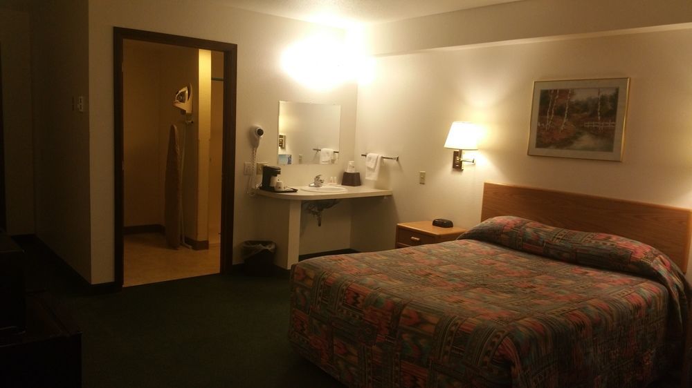 Travelodge By Wyndham Deer Lodge Montana Esterno foto